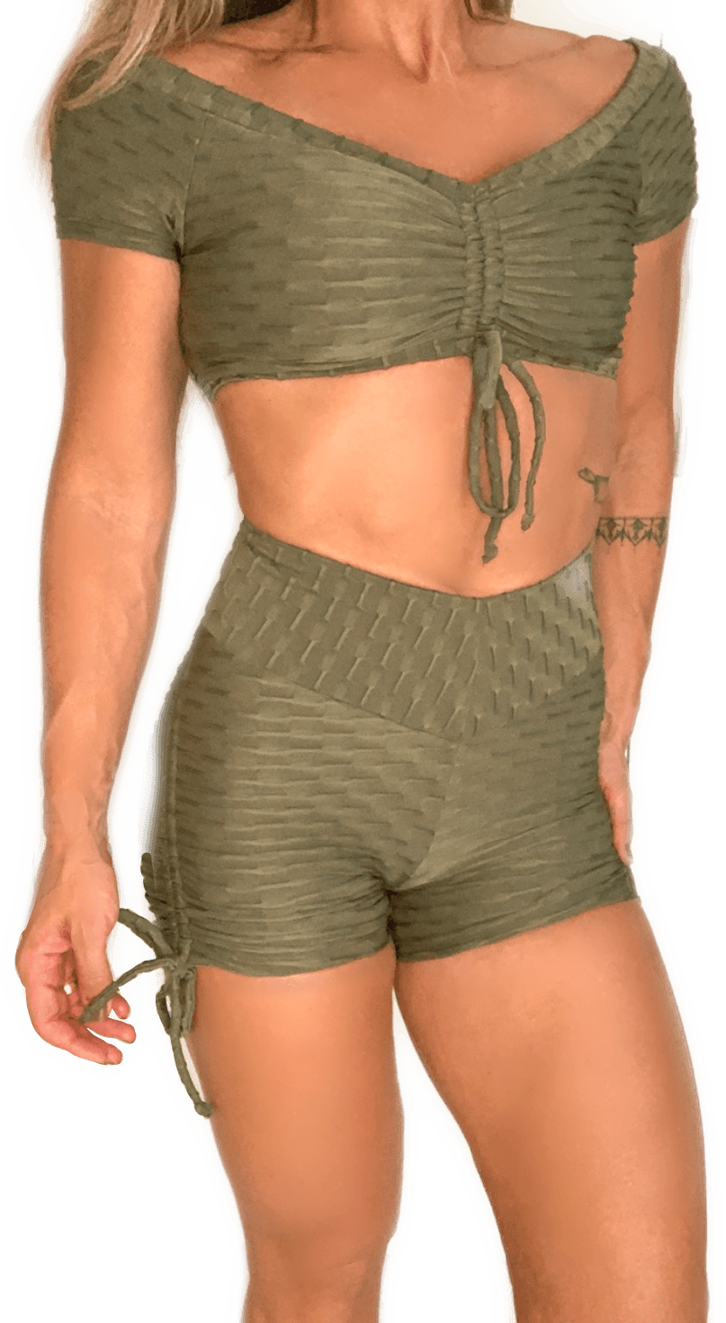 New drop this Friday at 6am PST, pocket pop shorts in beige @ bombshellsportswear 🥳